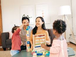 aile-oyun-terapisi-eğitimi-mesleki -eğitim -merkezi